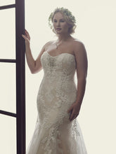 Load image into Gallery viewer, Casablanca Bridal Wedding Gown Lotus 2242