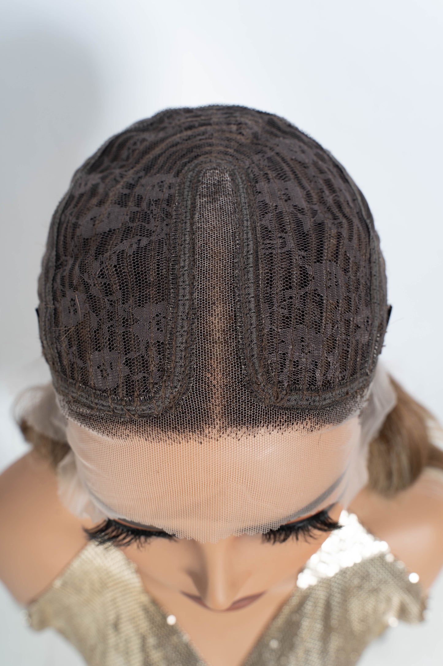 Chloe in Root Beer Float | 14" Brown/Blonde Mix Wavy Lace Front Wig