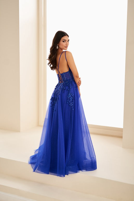Ellie Wilde Gown EW37212