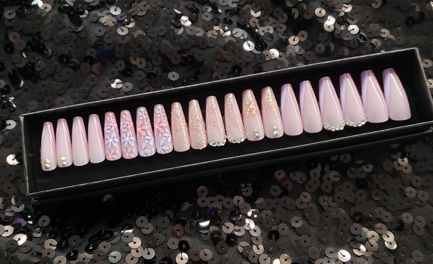 Emmalynn Press On Nail Set