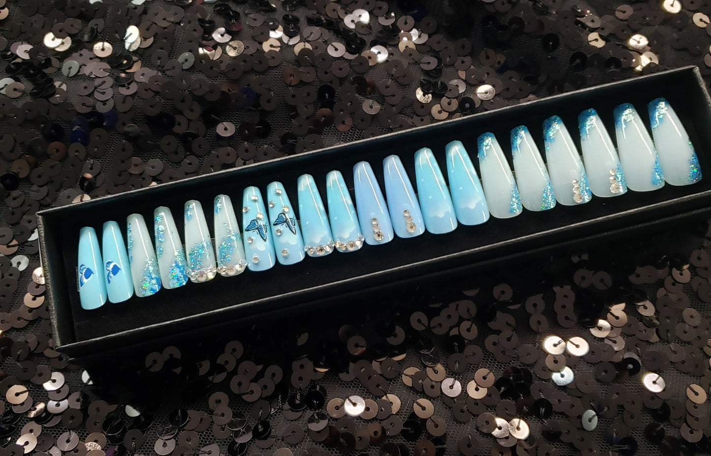 Blue Skies Press On Nail Set