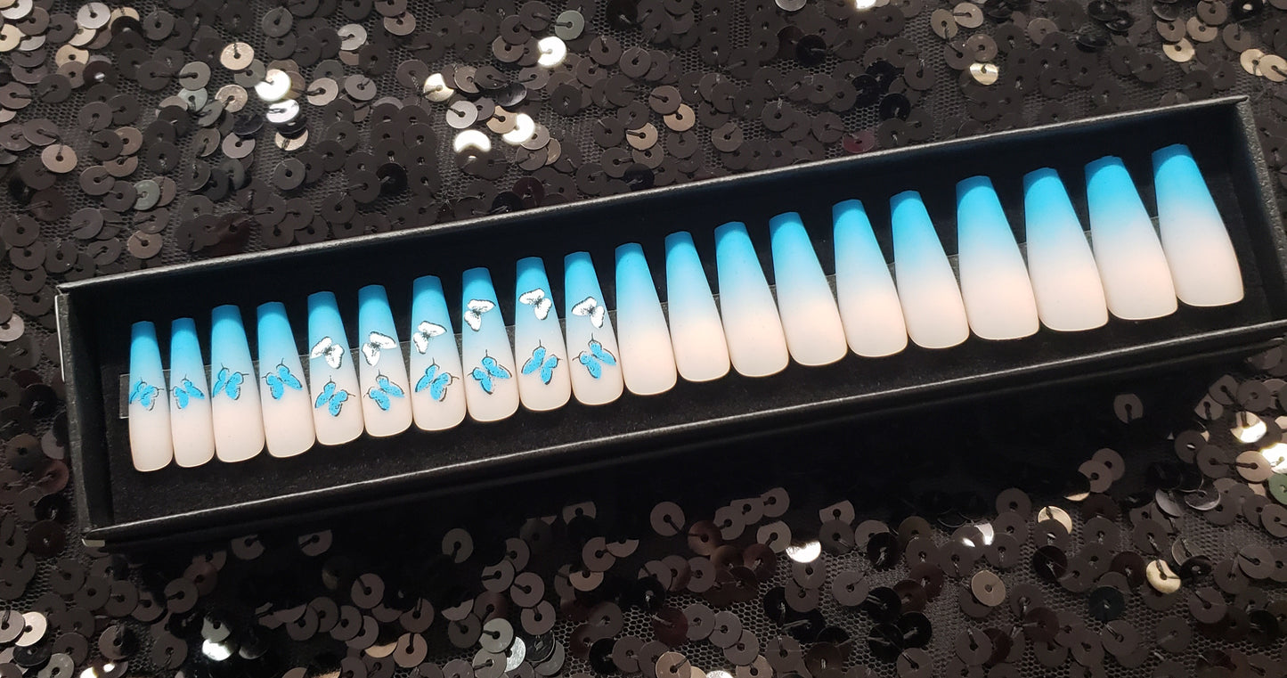 Bebe Press On Nail Set