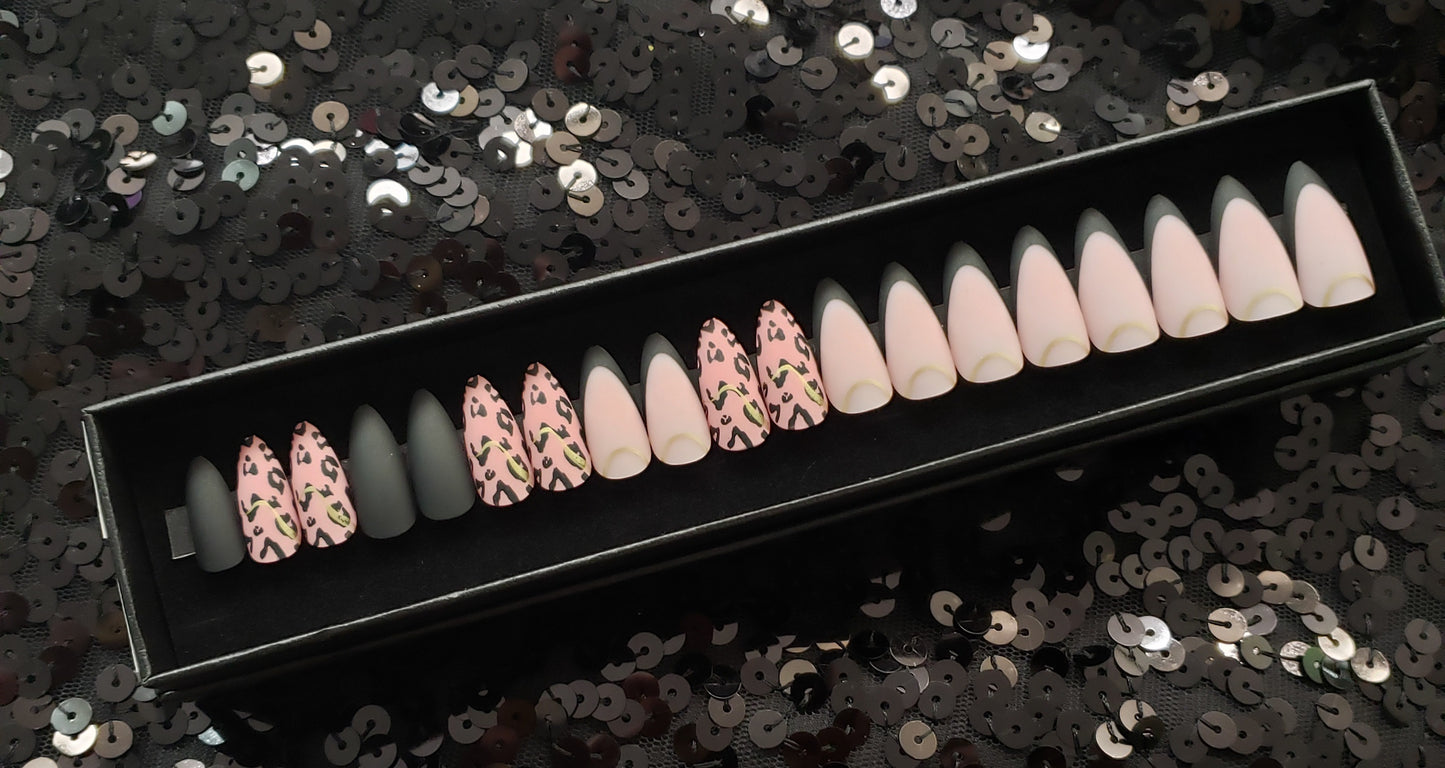 Wild Diva Press On Nail Set