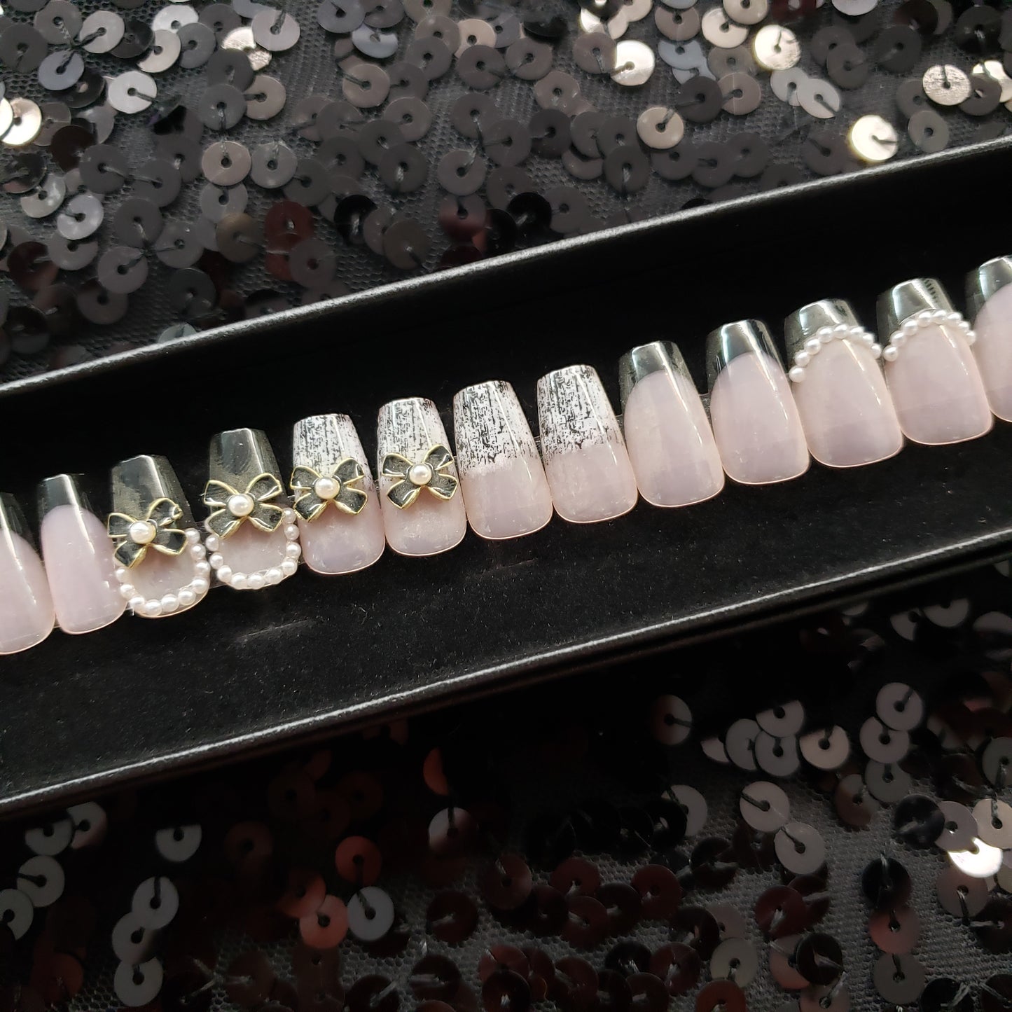 Maggie Press On Nail Set