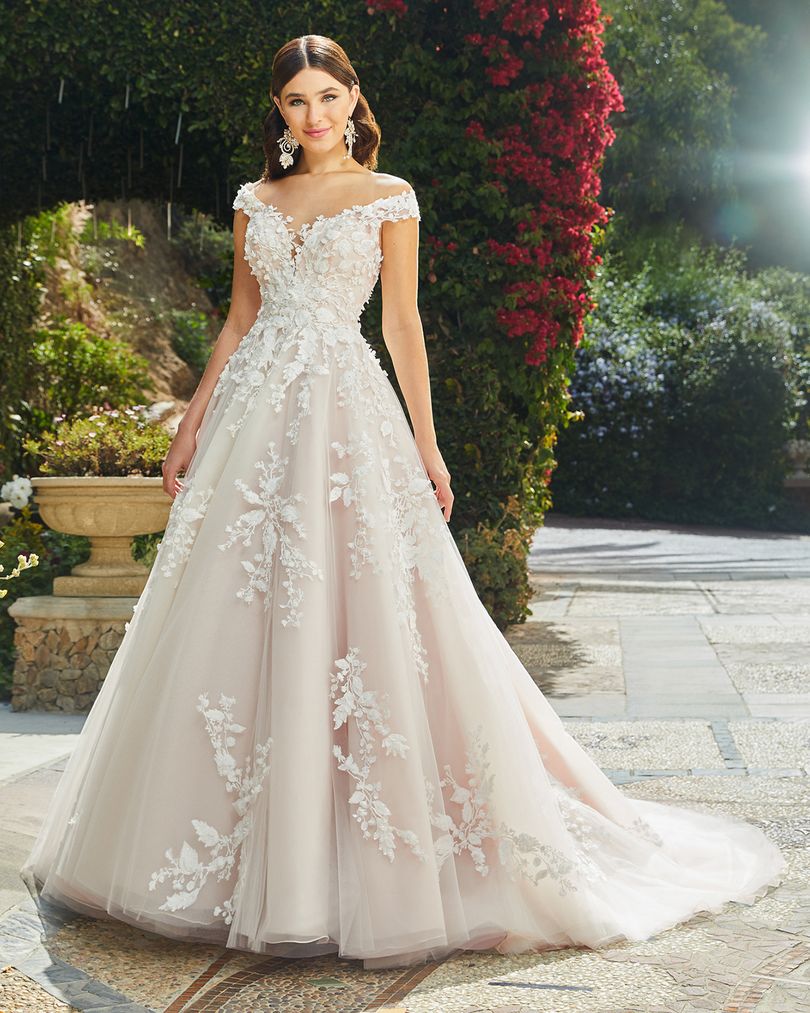 Casablanca Bridal Wedding Gown 2406 Evelina