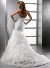 Load image into Gallery viewer, Sottero &amp; Midgley Wedding Gown 713703 Penelope