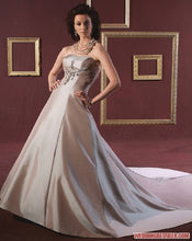 Load image into Gallery viewer, Bonny Bridal Wedding Gown 8620