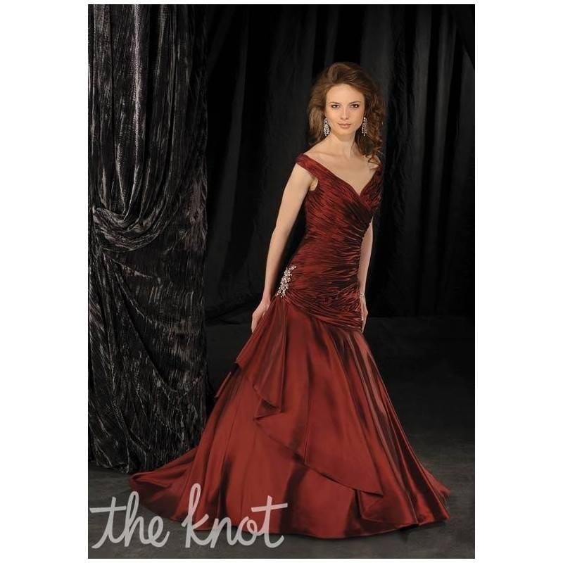 Bonny Bridal Wedding Gown 932