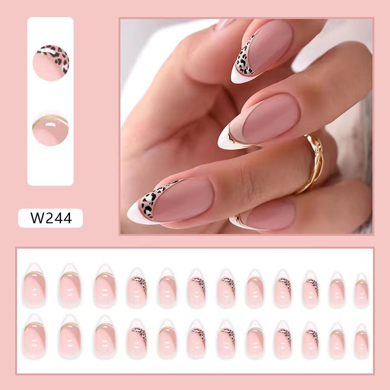 Wynter Press On Nail Set