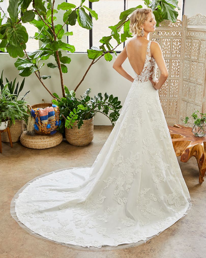 Casablanca Bridal Beloved Wedding Gown BL332C Elliot