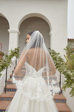 Load image into Gallery viewer, Casablanca Bridal Beloved Wedding Gown BL372 Astley