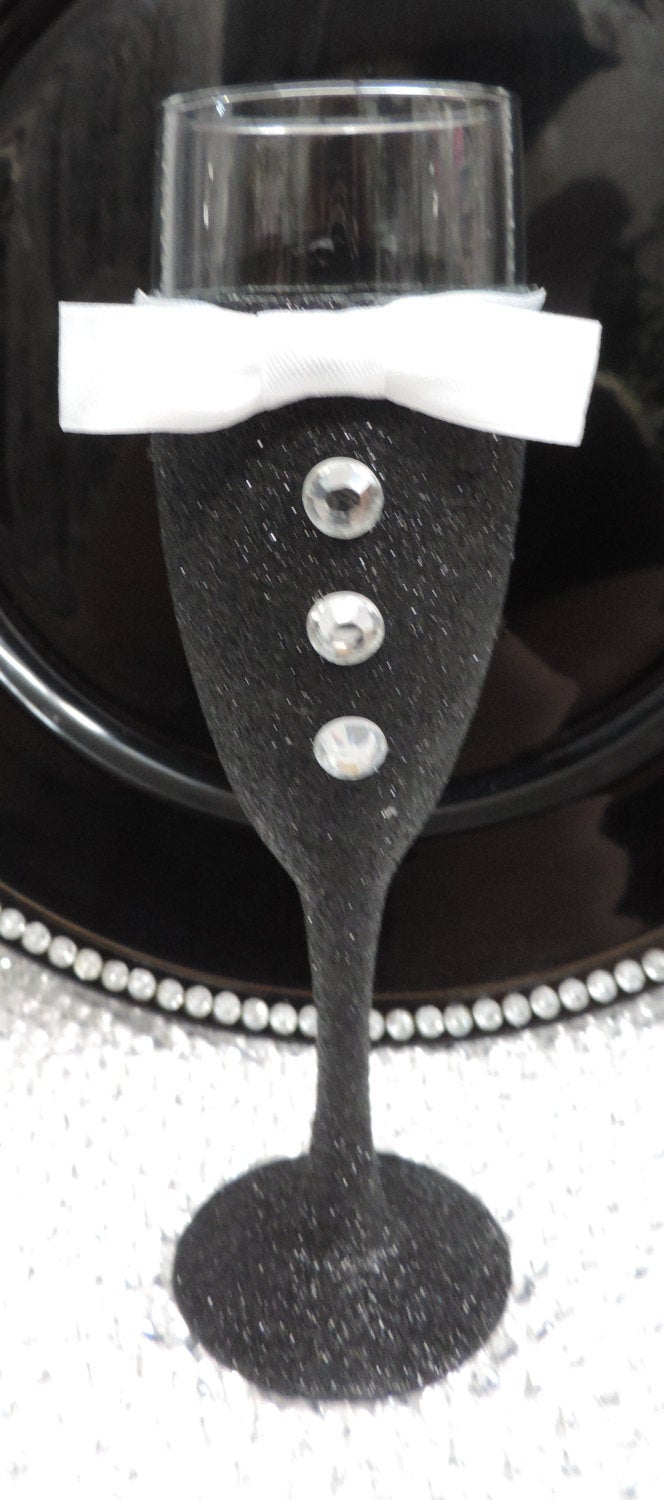Black Glitter Tuxedo Wine Glass with White Bow Tie