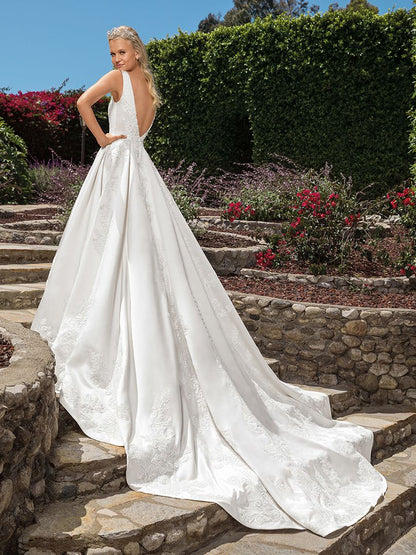 Casablanca Bridal Wedding Gown 2372 Vivian