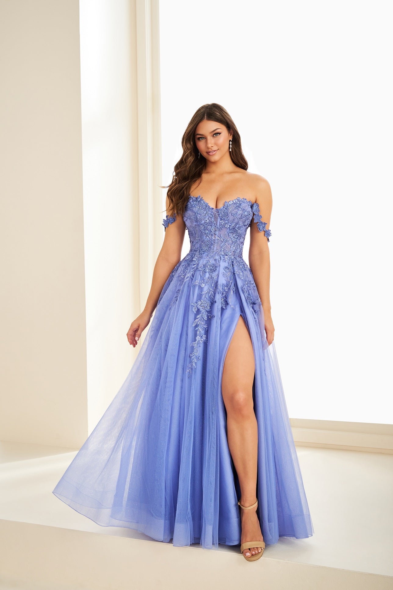 Ellie Wilde Gown EW35101