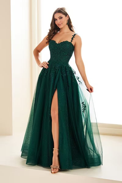 Ellie Wilde Gown EW36083