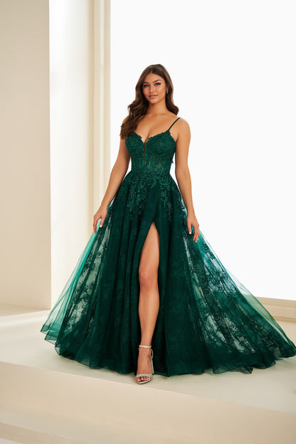 Ellie Wilde Gown EW37210