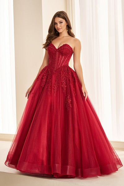 Ellie Wilde Gown EW38018