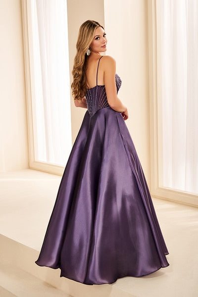 Ellie Wilde Gown EW38209