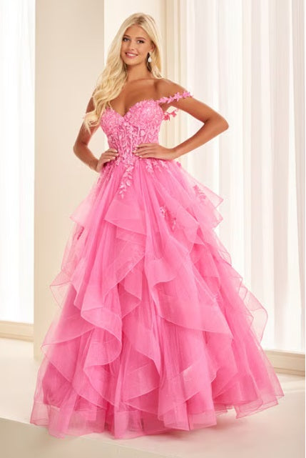 Ellie Wilde Gown EW38220