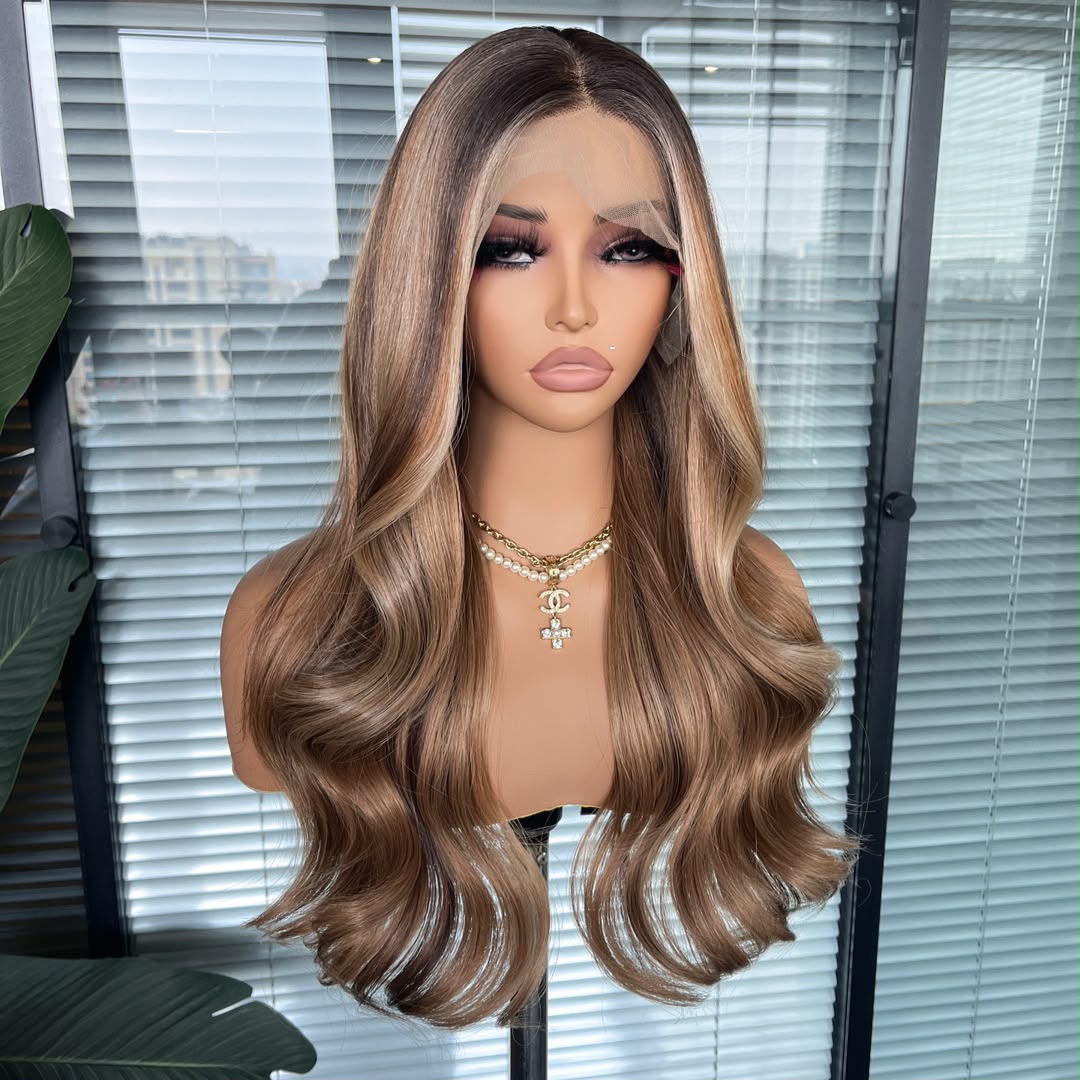 Reese in Autumn Sunset | 24" Wavy Lace Front Wig