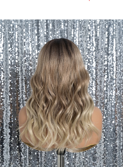 Ava – Sunkissed Sand | 18" Wavy Lace Front Wig