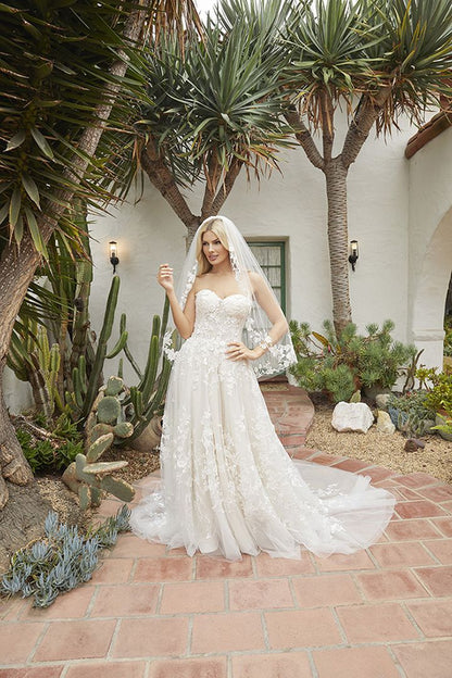 Casablanca Bridal Wedding Gown BL380