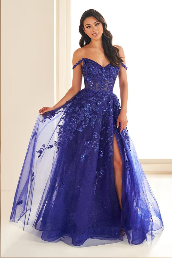 Ellie Wilde Gown EW36204