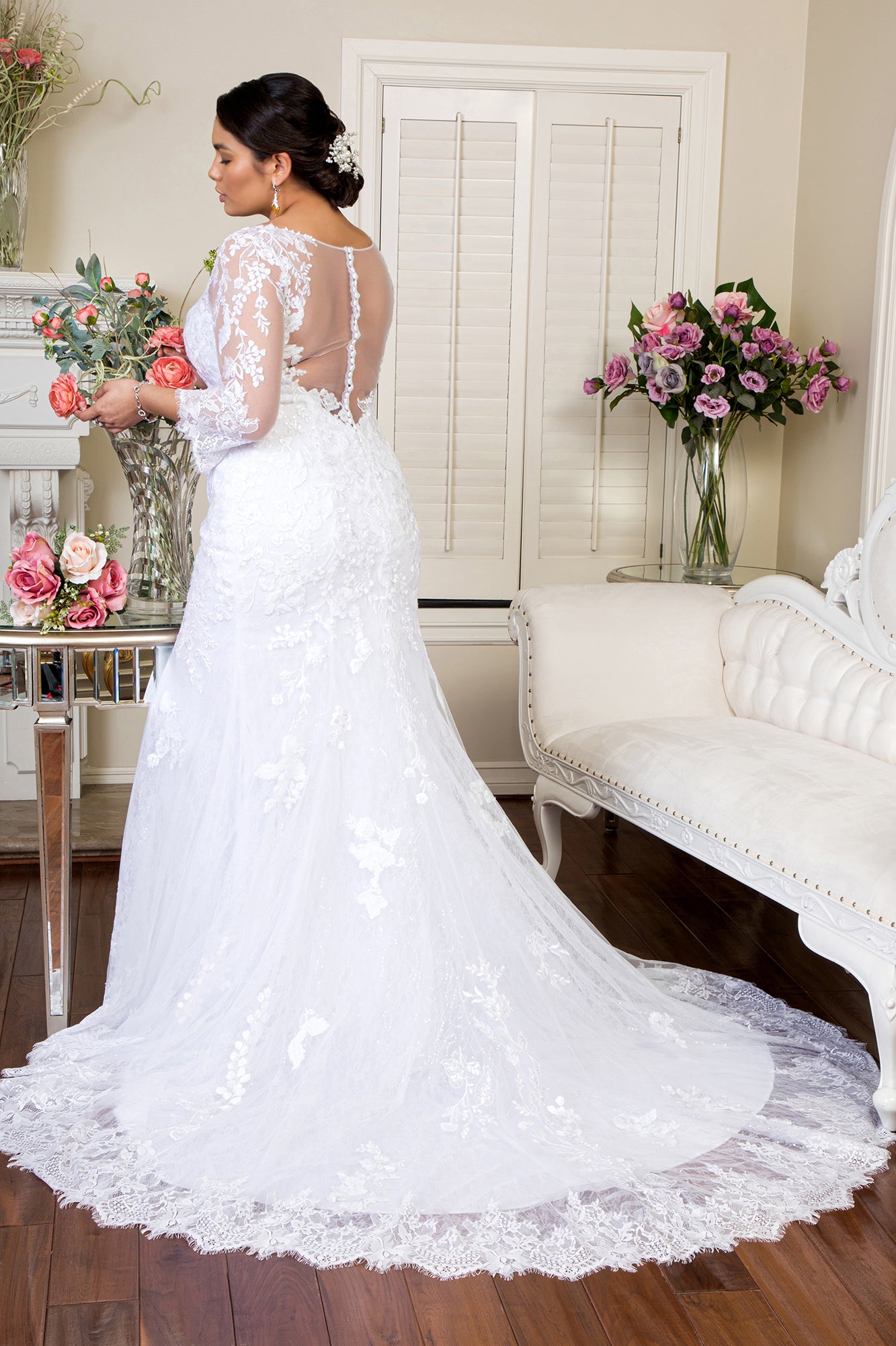 Lace Mermaid Long Sleeve Wedding Gown