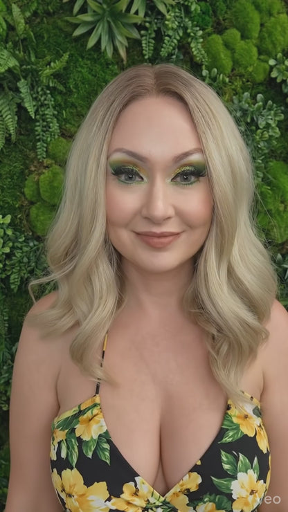 Chloe in Apricot Nectar | 14" Warm Ombre Blonde Wavy Lace Front Wig