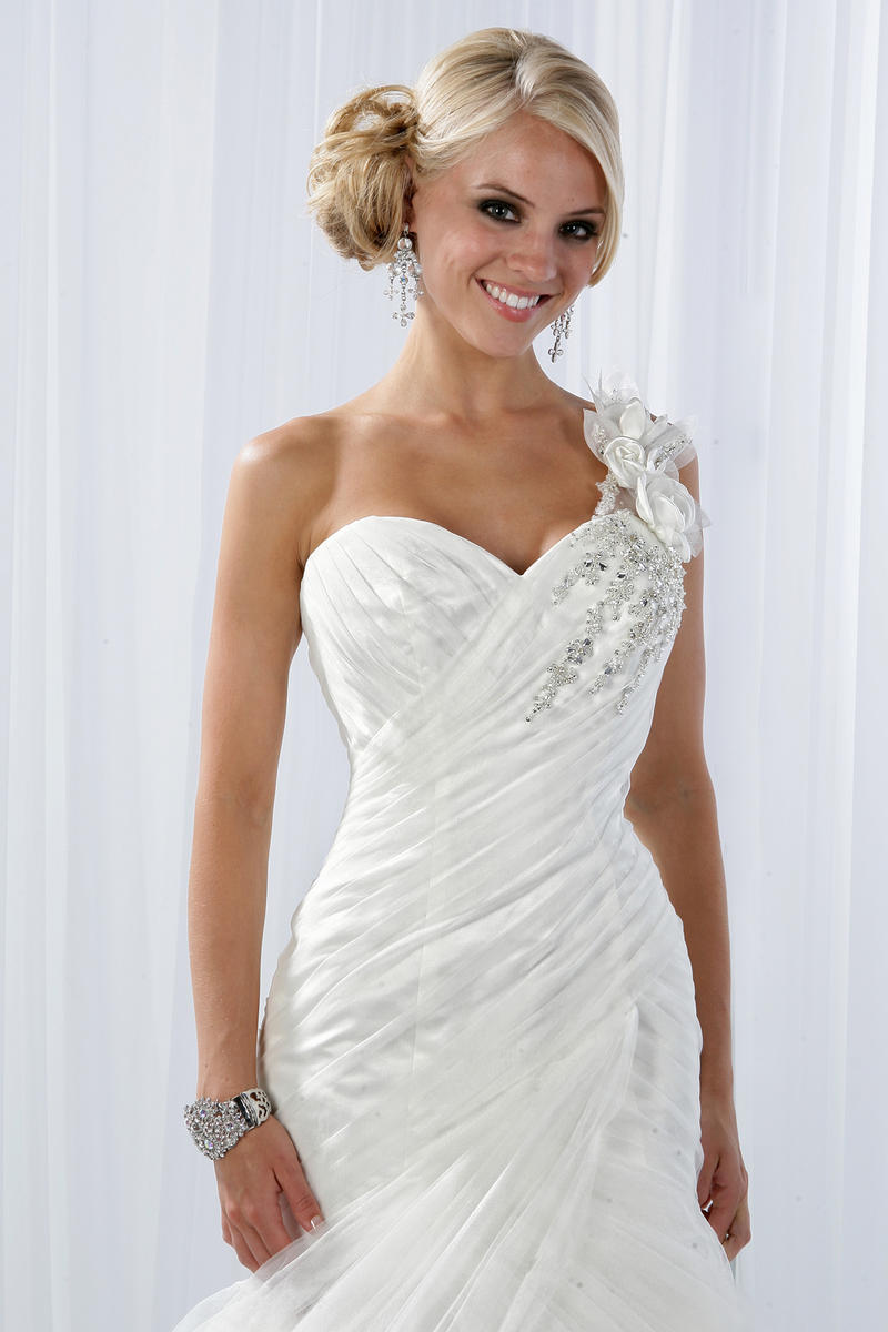 Impression Bridal Wedding Dress 10084