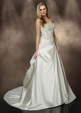 Load image into Gallery viewer, Impression Bridal Wedding Dress 10193
