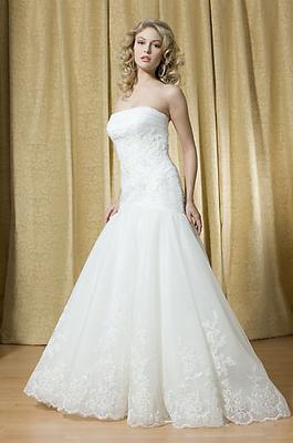 Alfred Sung Bridal Wedding Gown 6687