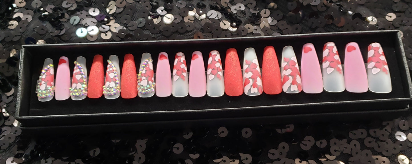 Be Mine Press On Nail Set