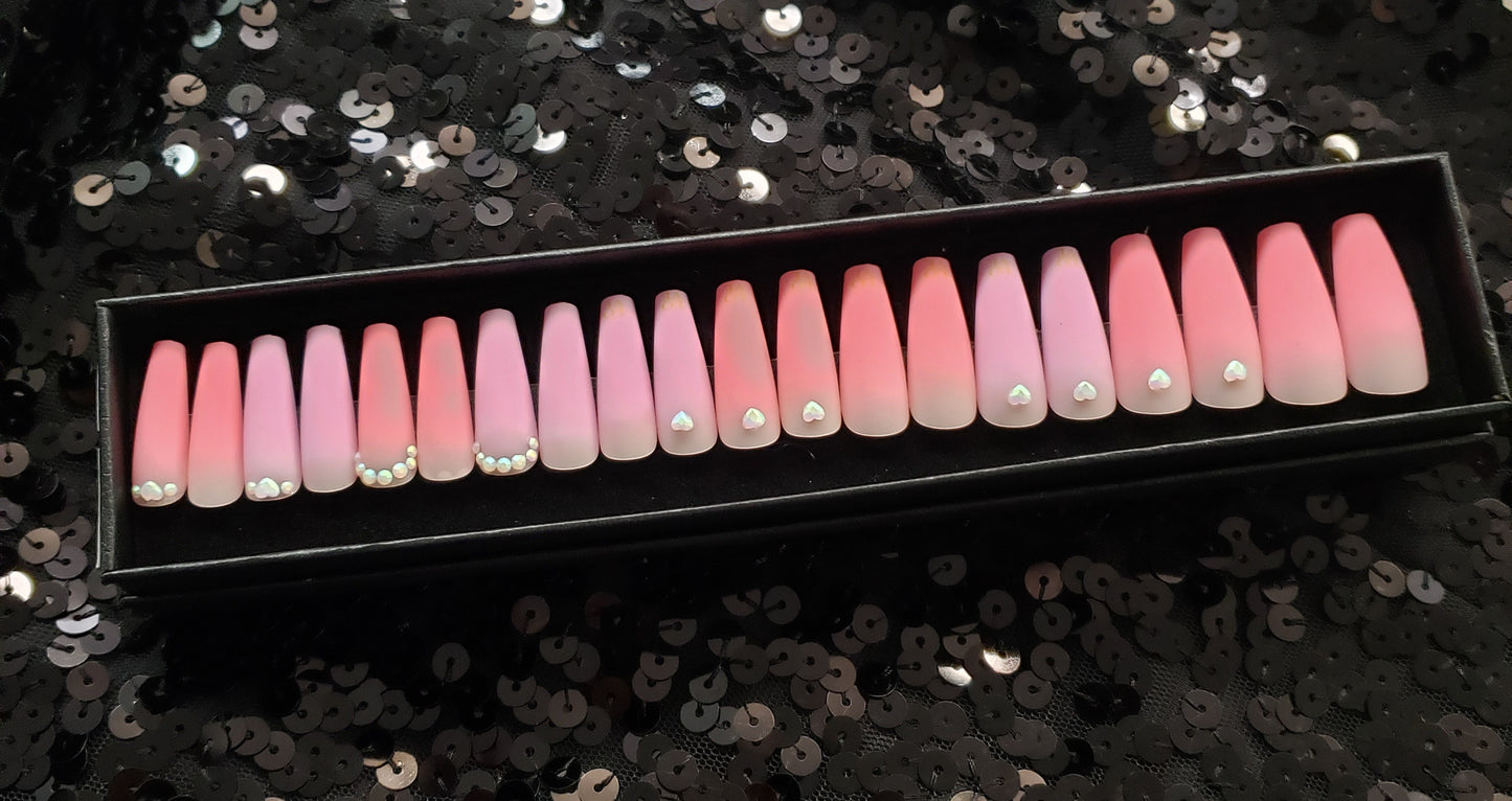 Gia Press On Nail Set