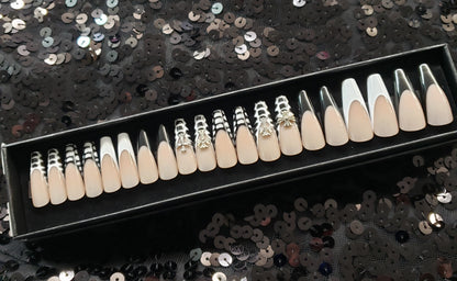 Zara Press On Nail Set