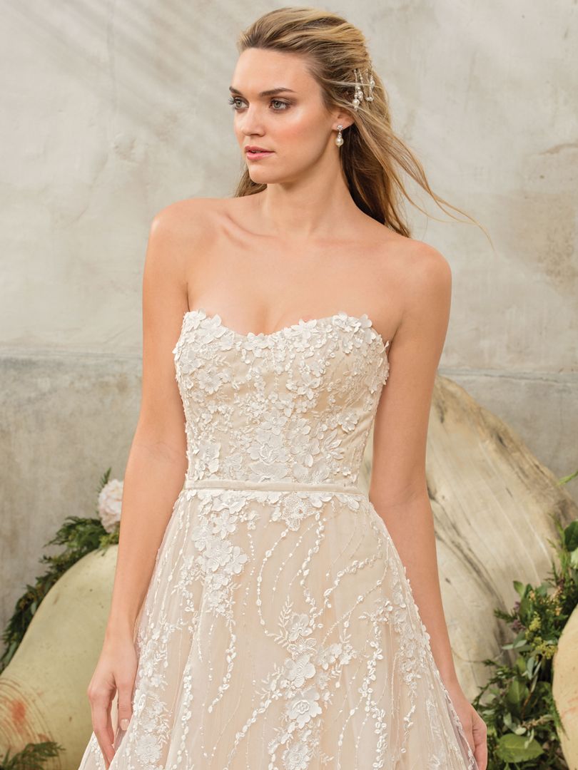 Casablanca Bridal Wedding Gown 2288 Sienna