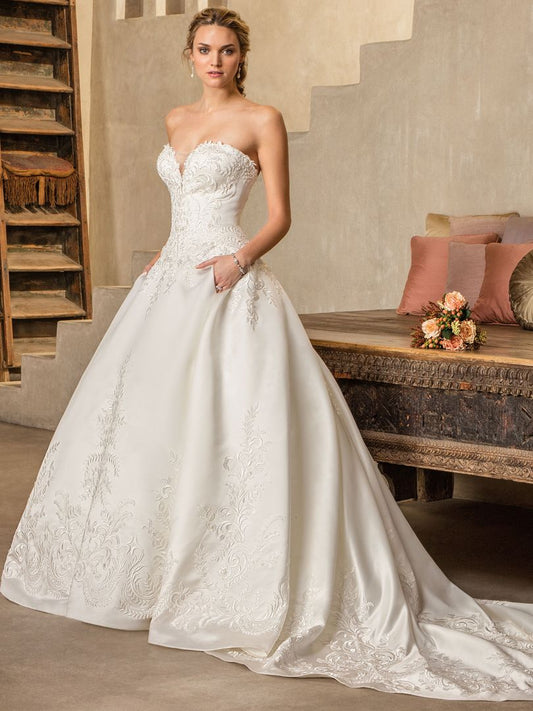 Casablanca Bridal Wedding Gown 2303 Oleander