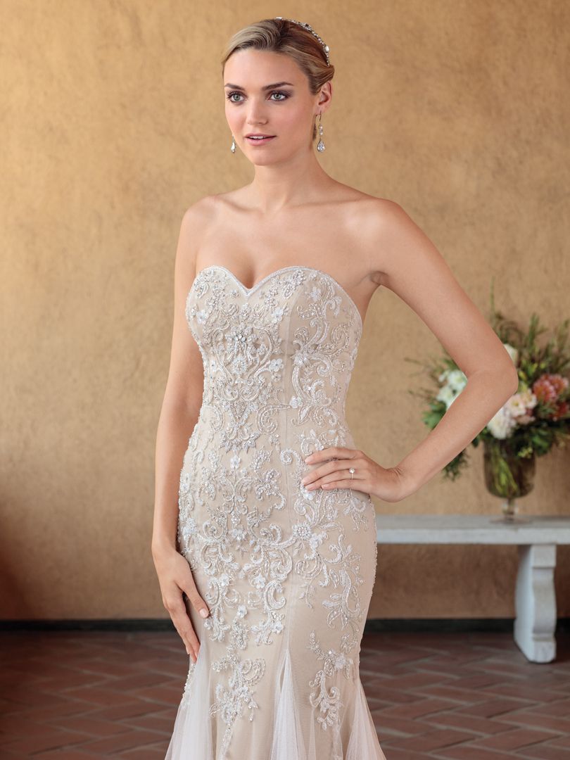 Casablanca Bridal Wedding Gown Pixie 2321