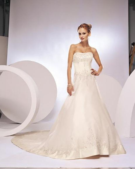 Mon Cheri Wedding Gown 23243