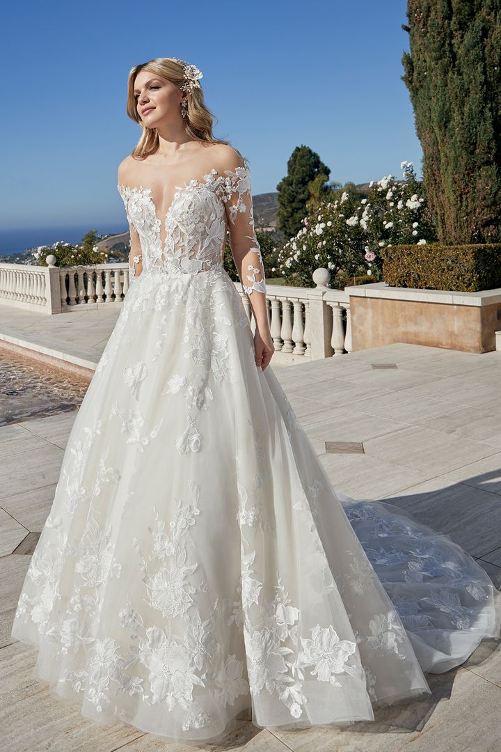 Casablanca Bridal Wedding Gown 2459 Sasha