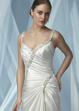 Load image into Gallery viewer, Impression Bridal Wedding Dress 3098