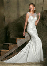 Load image into Gallery viewer, Da Vinci Bridal Wedding Dress 50324
