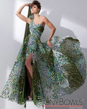 Load image into Gallery viewer, Tony Bowls Evenings Prom Dress TBE21131 Green/Multi