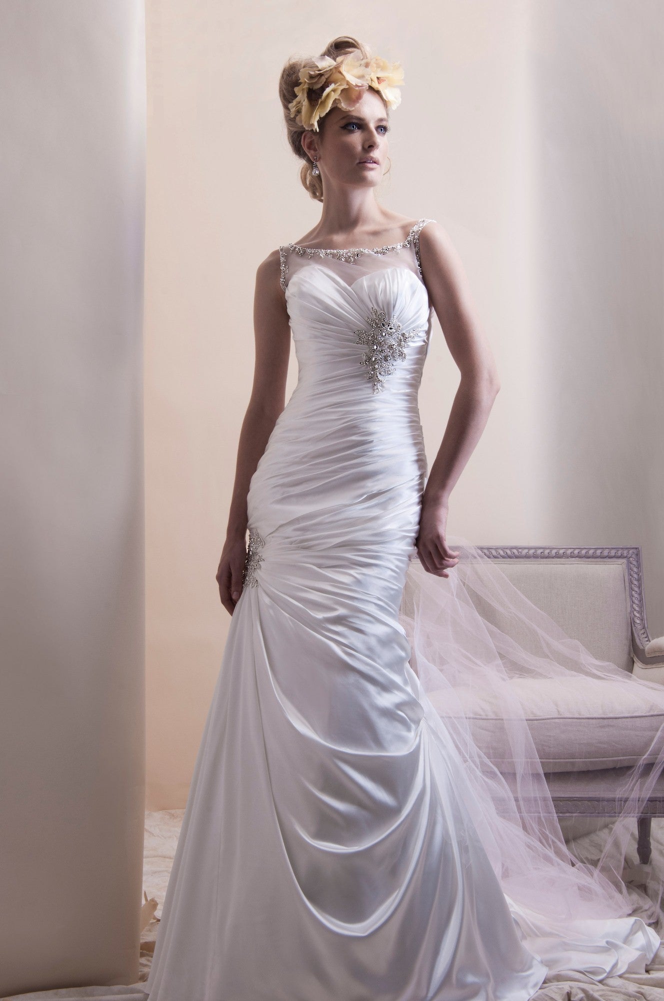 Alfred Sung Bridal Wedding Gown 6908