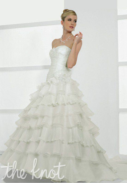 Moonlight Bridal Wedding Gown H1121