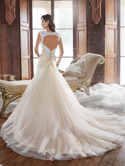 Sophia Tolli Wedding Gown Y21508