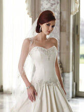 Load image into Gallery viewer, Sophia Tolli Wedding Gown y2940 Cinderella